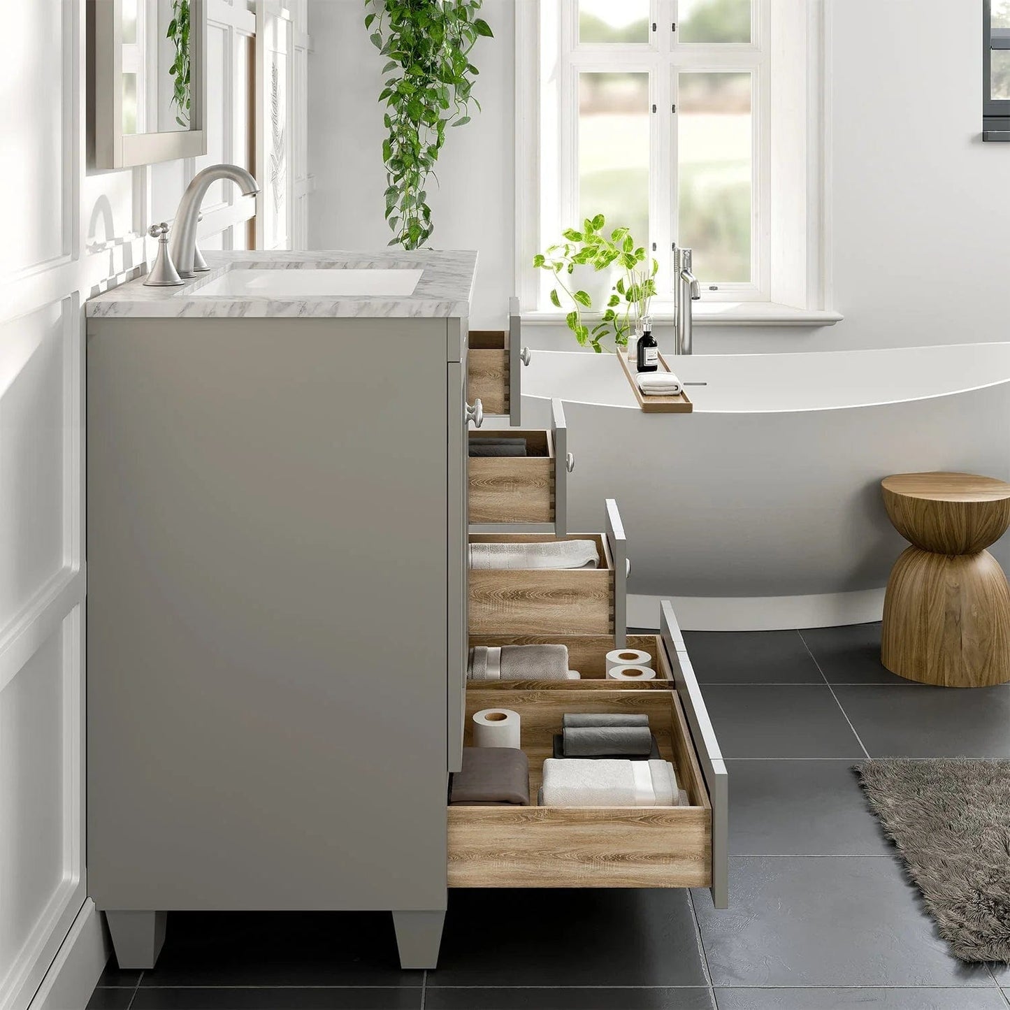 Eviva Acclaim C. 28 inch Transitional Bathroom Vanity