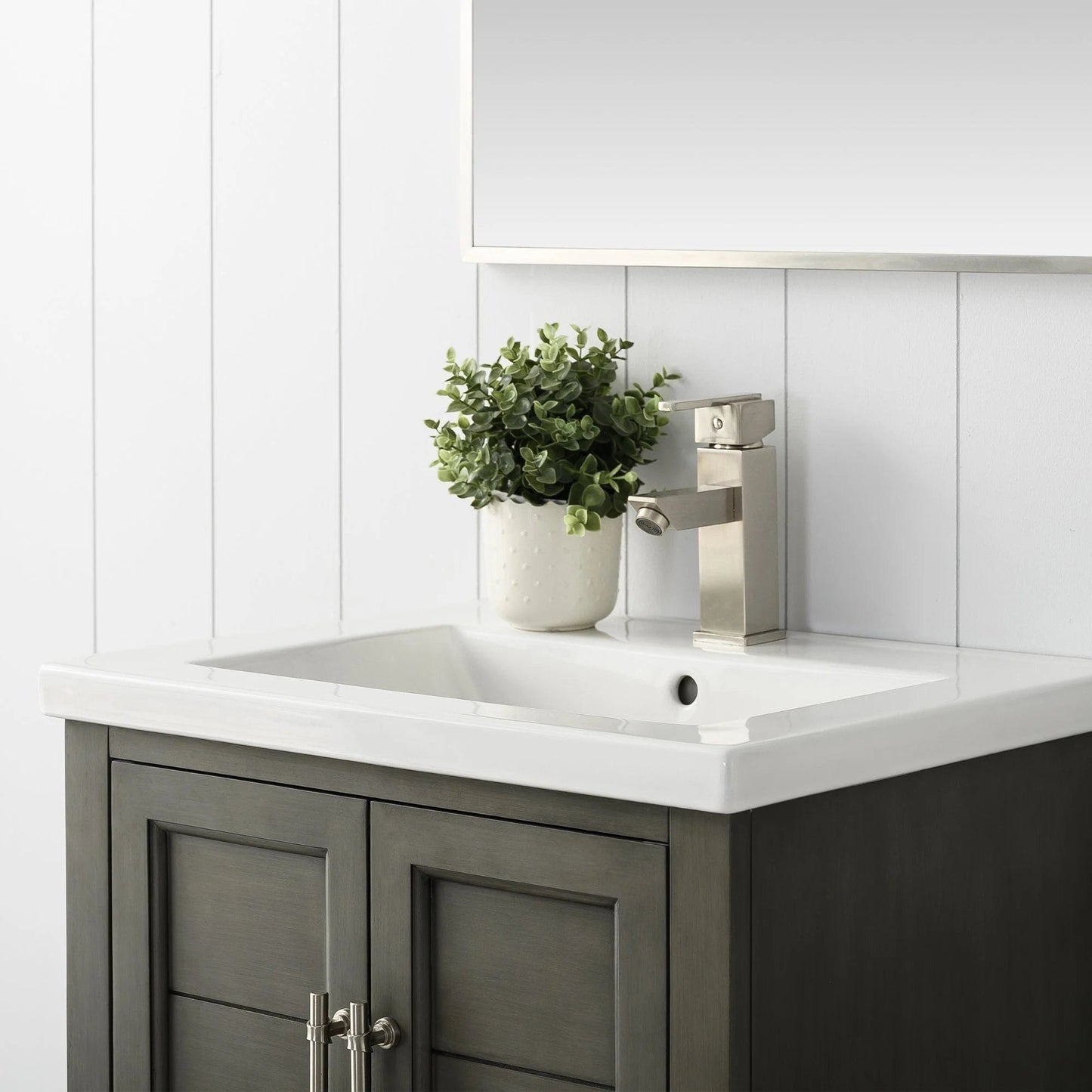 Vanity Art Vannes 24" Single Sink Bathroom Vanity in Silver Grey / White / Vintage Green