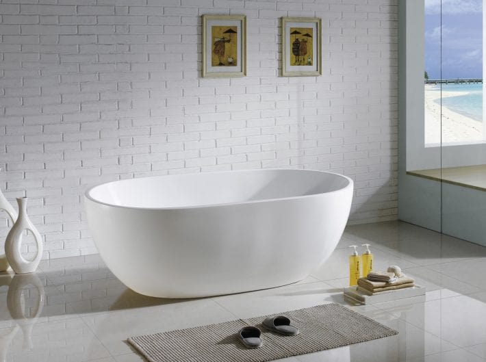 Kube VERNICE 67" Free Standing Bathtub - Matte White KFST4967-MW