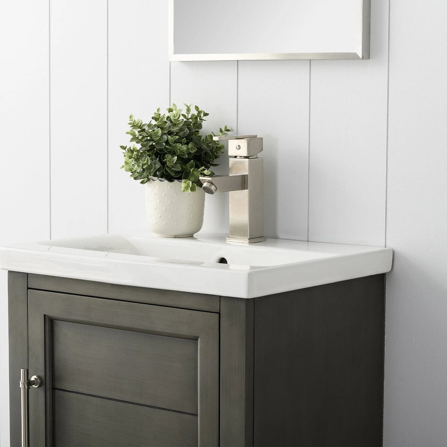 Vanity Art Vannes 20" Single Sink Bathroom Vanity in Silver Grey / White / Vintage Green